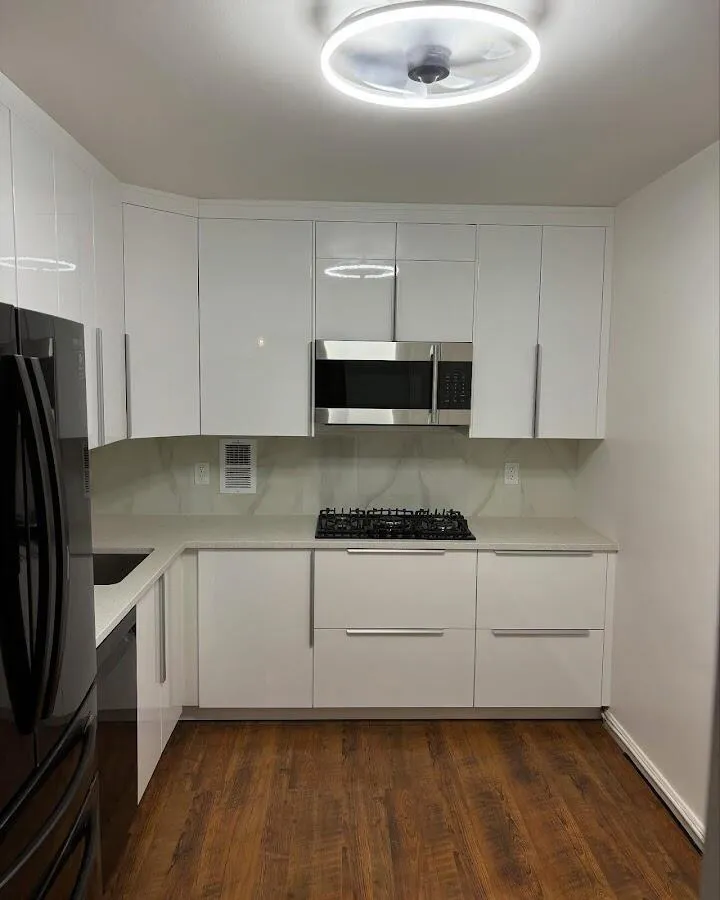 Renovated kitchen with quartz countertops in Greenwood